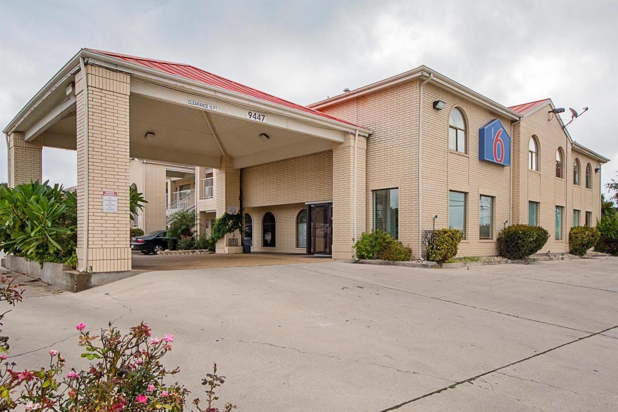 Motel 6-San Antonio, Tx - Fiesta Trails מראה חיצוני תמונה