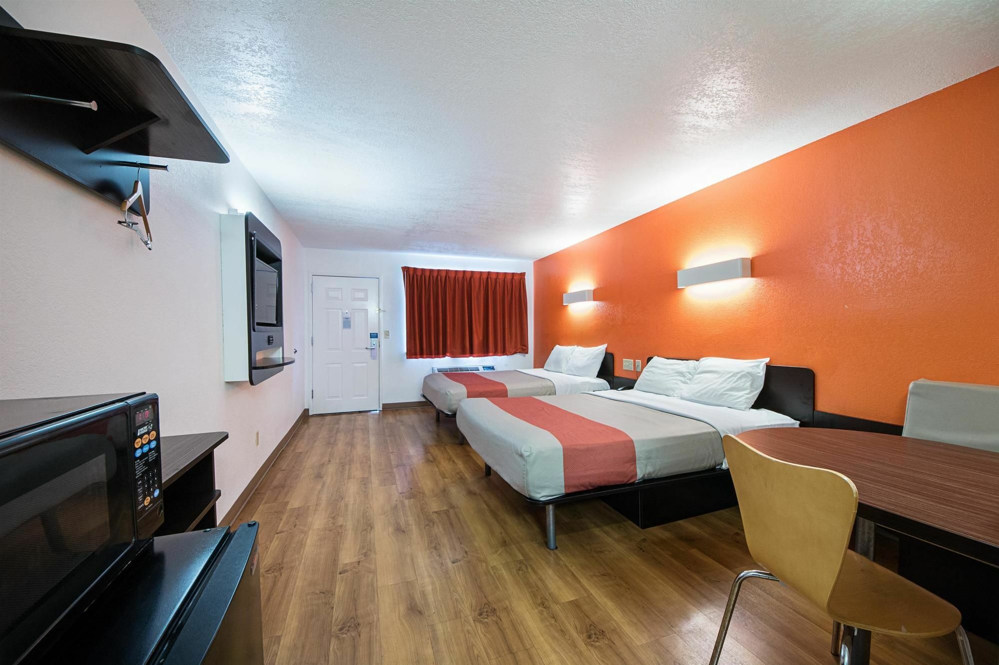 Motel 6-San Antonio, Tx - Fiesta Trails מראה חיצוני תמונה